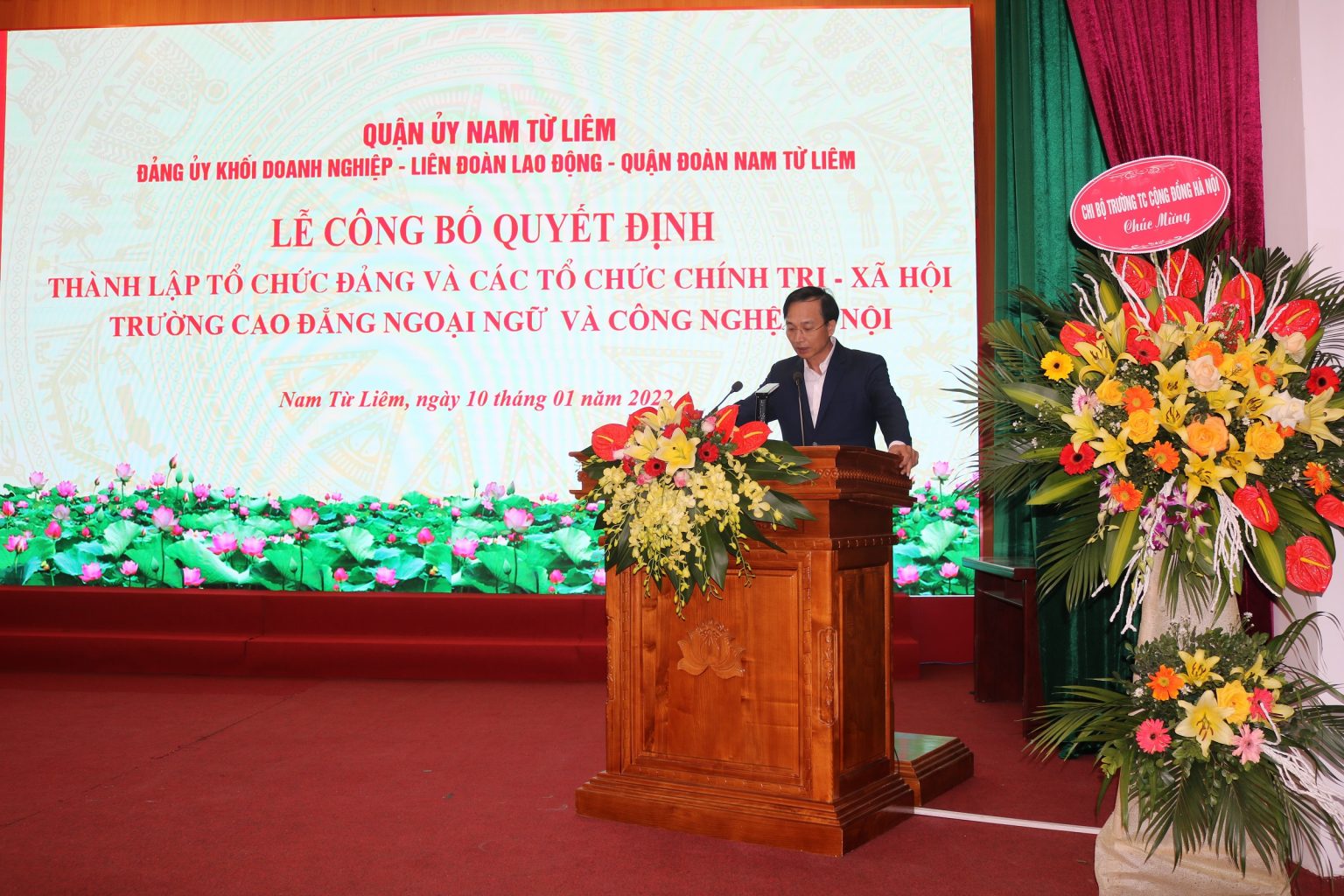 Đồng chí Nguyễn Trung Nghĩa – Trưởng Ban Tổ chức Quận ủy phát biểu chỉ đạo