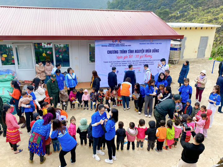Sinh viên FTC tham gia tình nguyện tại Hà Giang