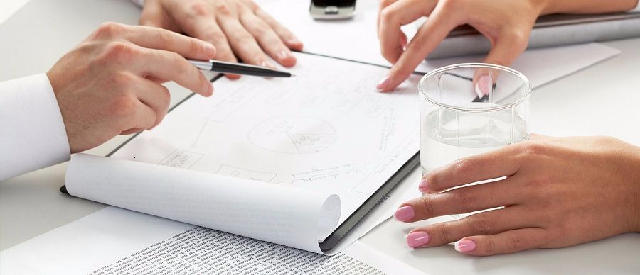 Có thể làm việc tại các công ty hoặc làm tự do tại nhà